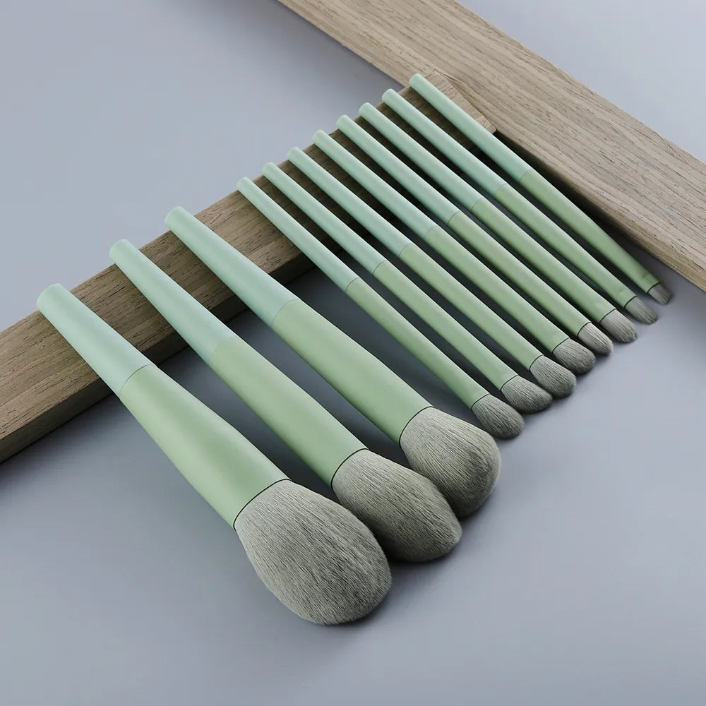 Natural Hair Green Makeup Brushes - Accessory Monk