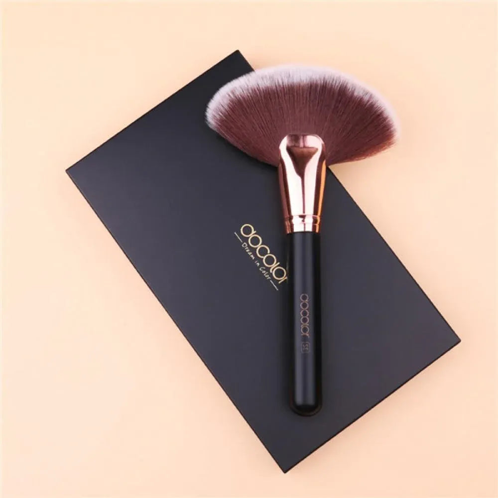 Flat Top Foundation Brush - Accessory Monk